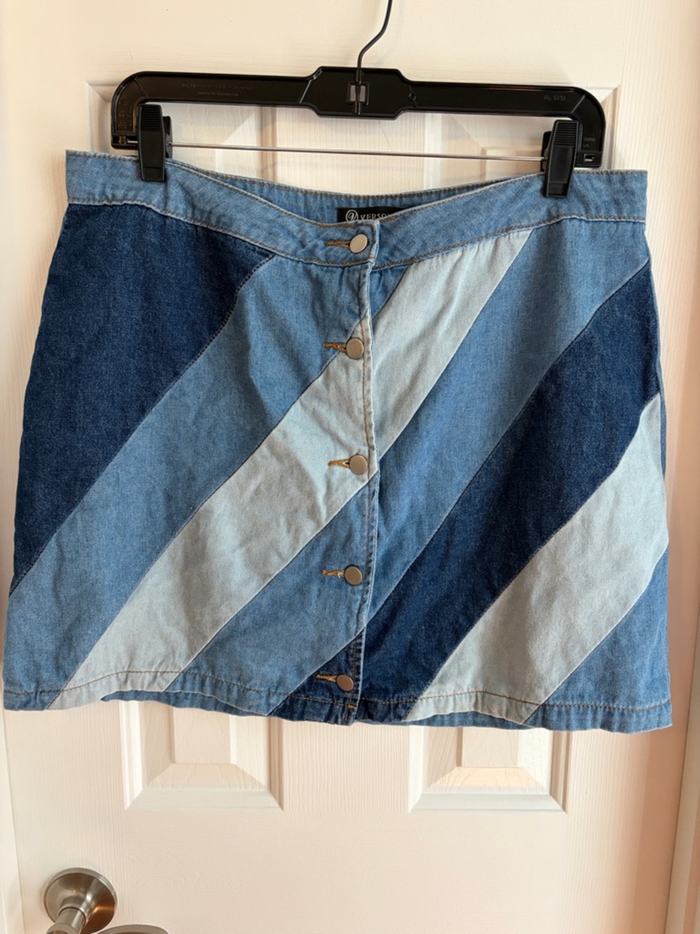 Versona Two-Tone Blue Diagonal Stripe Button-Front Denim Mini Skirt